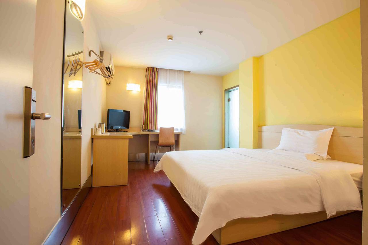7Days Inn Zhongshan Li He Square Екстер'єр фото
